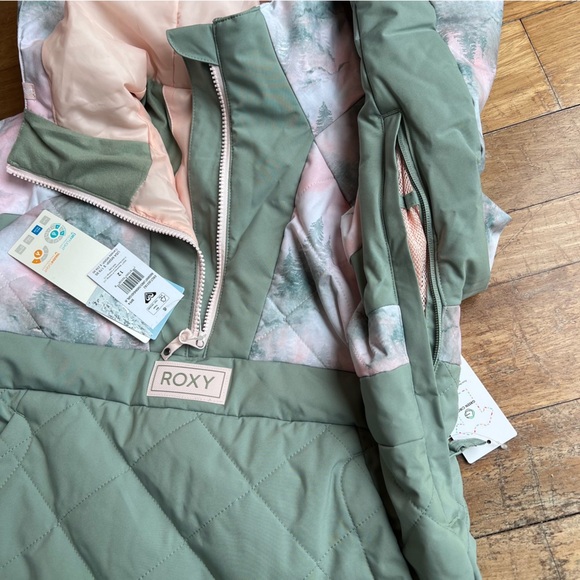 ***NWT***Roxy Pastel Pullover Winter Jacket - Multi Colored - Picture 4 of 7